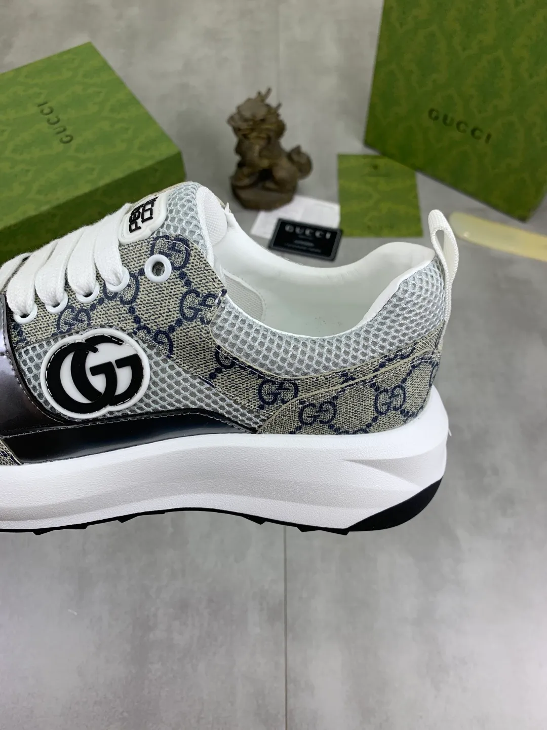 Men's men's shoes 💰P420💰【New model】 🆘 The latest model from Gucci official website🎁Classic casual and fashionable men's shoes👟Best model💥The style is simple and elegant, exclusive for trendy men. Unique official website latest brand elements👑Gucci original decoration, fashionable and generous, the fabric is made of original soft calfskin➕Comfortable soft pigskin lining ✅The official website specifies wear-resistant rubber outsole_full of elasticity, classic model taken in real life🎬Color: 3️⃣colors available😍Number: 38-44 (45 46 customized)